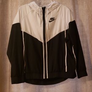 Nike windbreaker